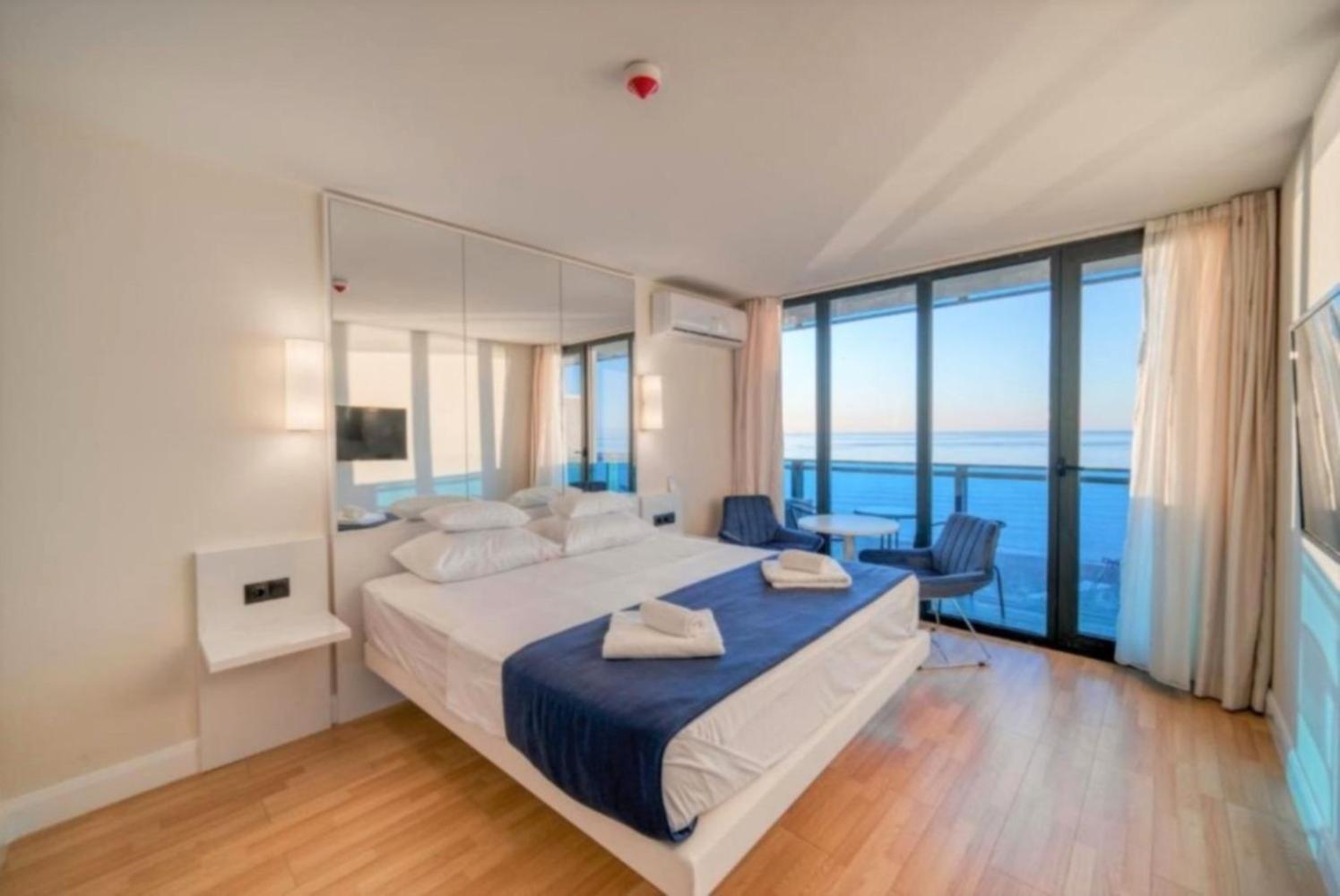Panorama Black Sea View & Aparthotel 바투미 외부 사진