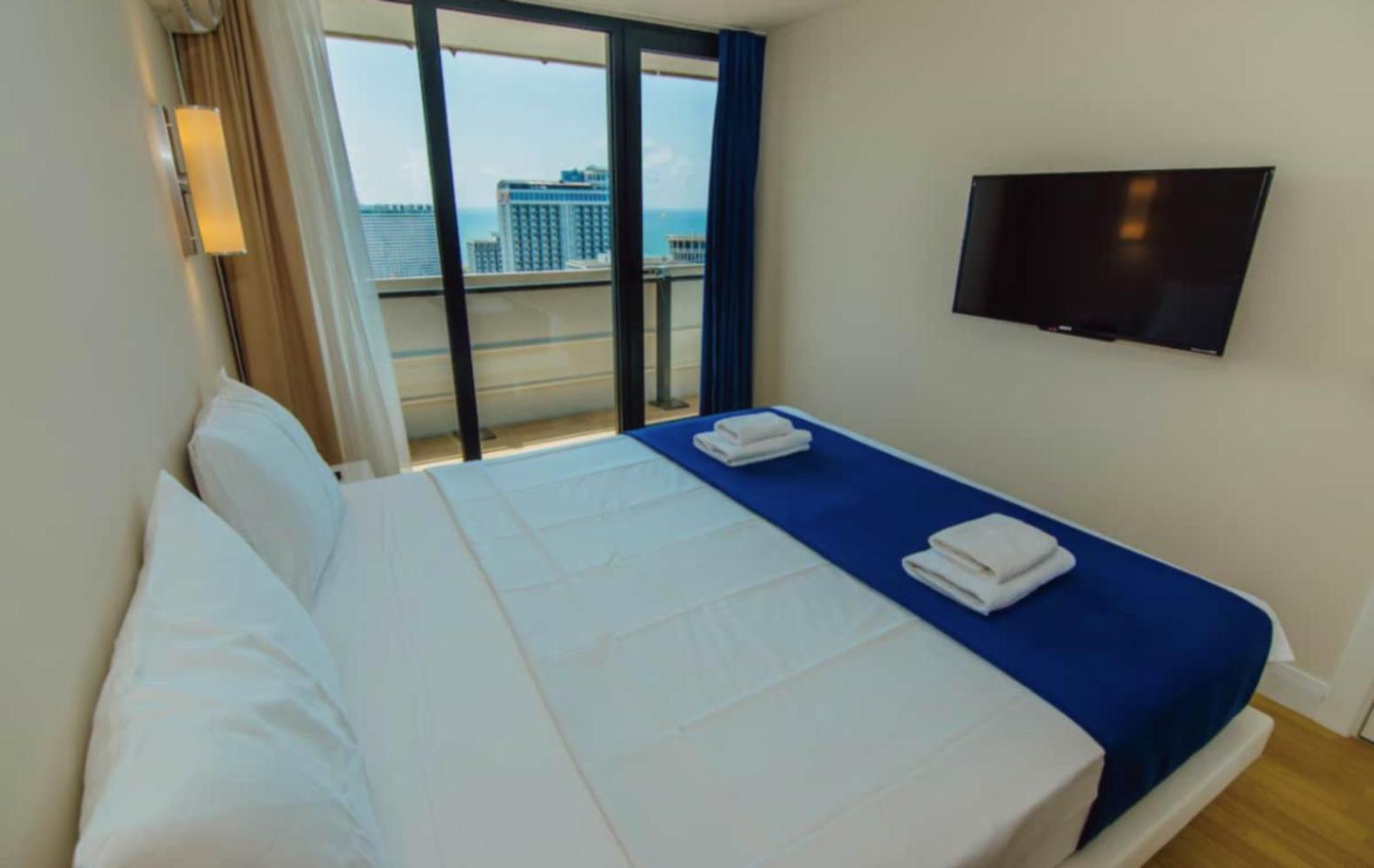 Panorama Black Sea View & Aparthotel 바투미 외부 사진